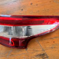 FARO POSTERIORE DESTRO NISSAN QASHQAI