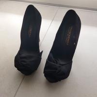 Scarpe con tacco alto