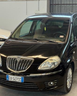 Lancia MUSA 1.4 16V Poltrona Frau