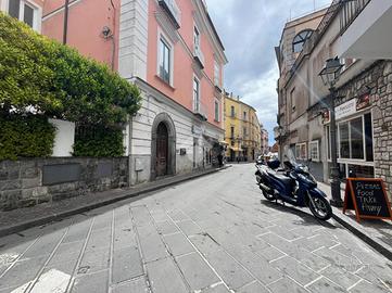 4 LOCALI A MASSA LUBRENSE
