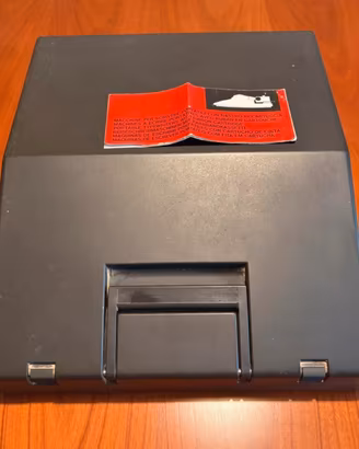 Macchina da scrivere Olivetti LETTERA 10