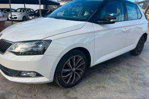 Skoda Fabia intere o per ricambi
