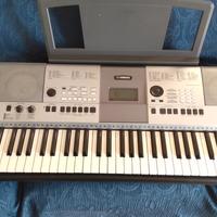 Tastiera yamaha psr e413