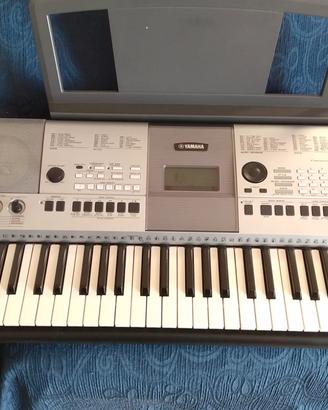 Tastiera yamaha psr e413