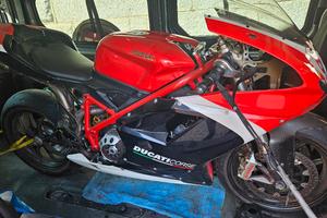 ducati 1098 a pezzi