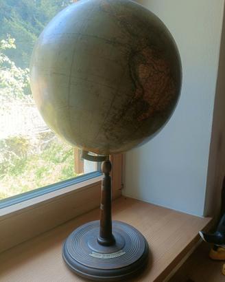 Globo terracqueo WW2 