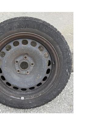 Skoda Yeti - Cerchi con gomme da neve (km 25000)