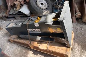 Martello Demolitore Mustang HM702