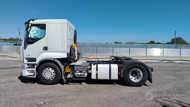 Renault premium 460 dxi adr