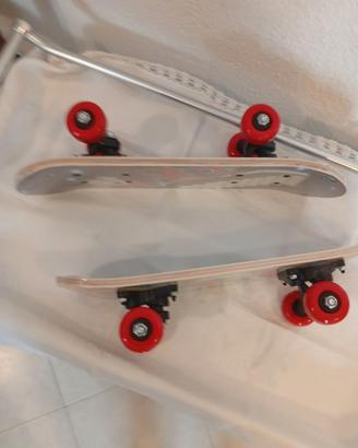 3 skateboard bambini e adulto