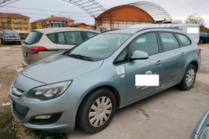 Opel Astra Station Wagon anno 2012