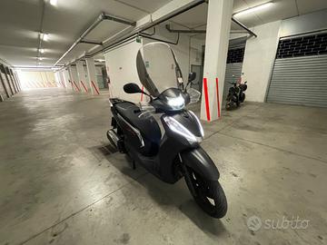 Sh300i