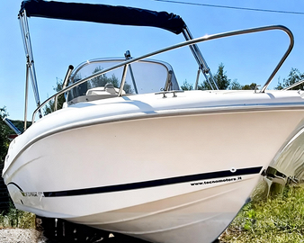 Jeanneau cap camarat