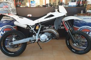 Husqvarna SM 125 - 2010 TARGATA