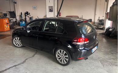 VW Golf VI 5p 2.0 tdi Highline 140cv dsg