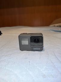 GoPro Hero 5 usata + Gadget inclusi