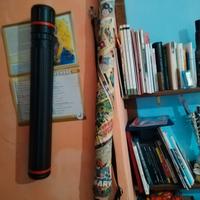 tubo porta disegni artigianale, stile fumettistico