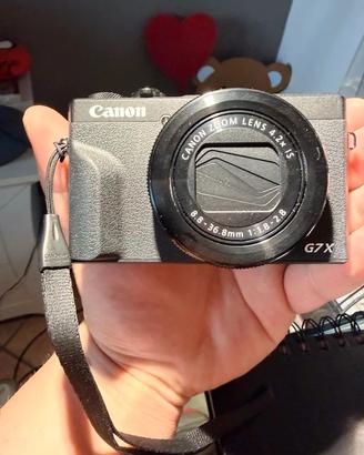 Canon PowerShot G7 X Mark III + scatola