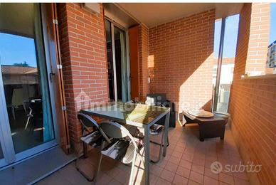 Tavolo da esterno o interno