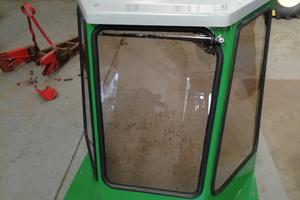 Semicabina per motoagricola