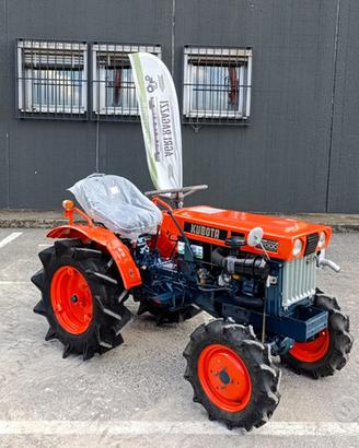 TRATTORE - KUBOTA B 7000 - TAGLIANDATO