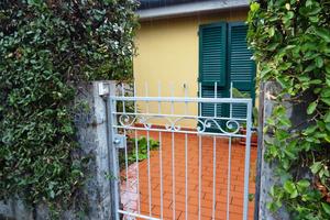 Cecina Mare, casina C2 indipendente con giardino