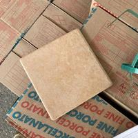 Piastrella in gres 15x15 mq disponibili 28.35