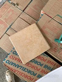 Piastrella in gres 15x15 mq disponibili 28.35