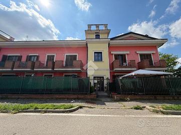 3 LOCALI A BESATE