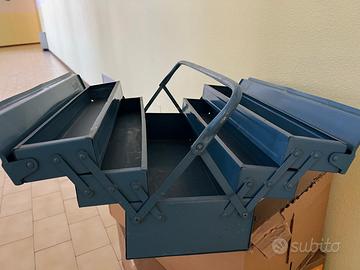 Cassetta attezzi acciaio