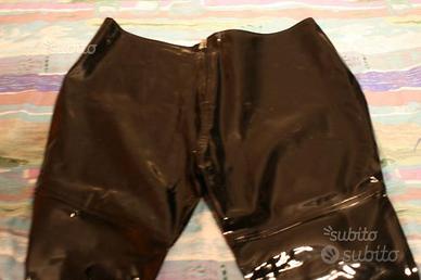 Pantalone Latex corti al ginocchio Tg.52
