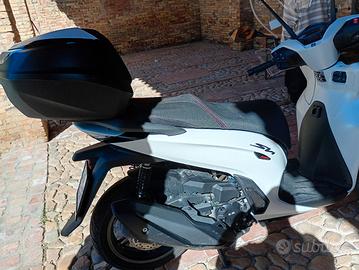 Honda sh 350