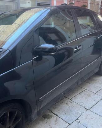 Mercedes B 200 cdi x ricambi classe B