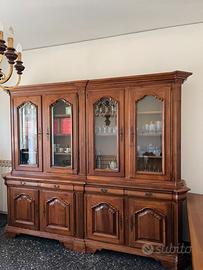 Credenza Vetrina Classica in Legno 275x230 cm