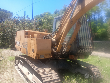 Escavatore Case 988