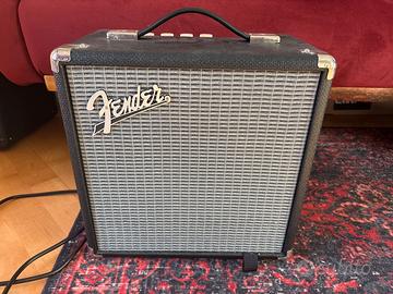 Fender Rumble 15 per basso