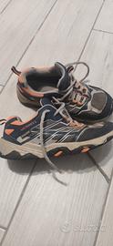 Scarpe Merrel da montagna 