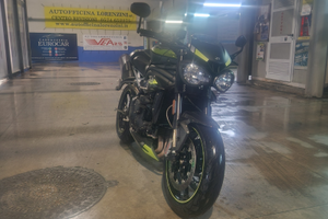 Speed triple 1050 rs