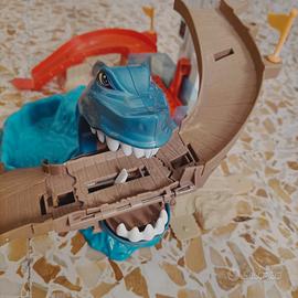 pista hot wheels squalo 