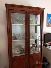 Vetrina in Noce  fine 800