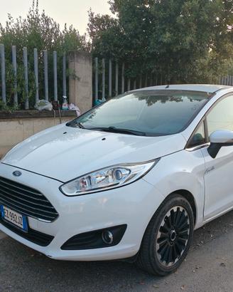 Ford Fiesta 2015 1.5 TDCi 75 CV Neopatentati 
