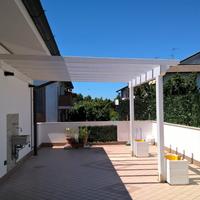 Pergolato legno lamellare bianco