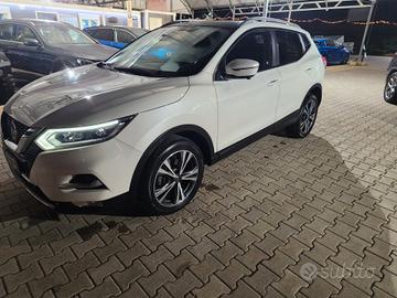 Nissan Qashqai 1.5 DIESEL STRAFULL