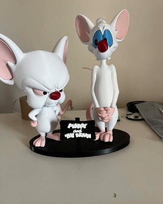 Statua Mignolo e Prof Pinky and the Brain
