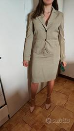 Completo marca Kaos, giacca&gonna, colore beige 42