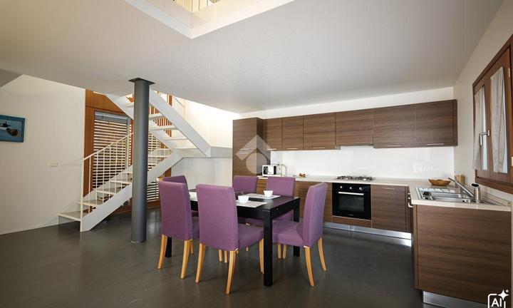 VILLA A SCHIERA A ALBA