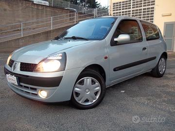 Renault Clio Privilege 1.2 16v 3p uniproprietario 