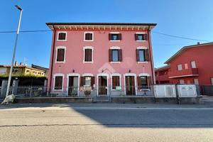 3 LOCALI A SOMMACAMPAGNA