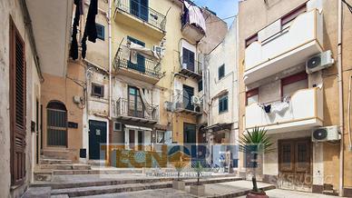 MONOLOCALE A MONREALE
