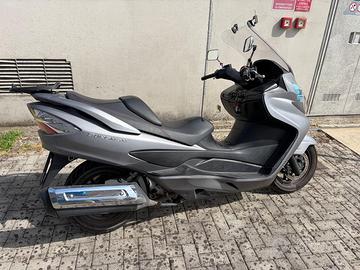 Burgman 400